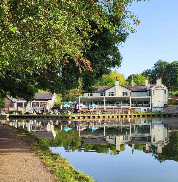 Foxton Locks Inn